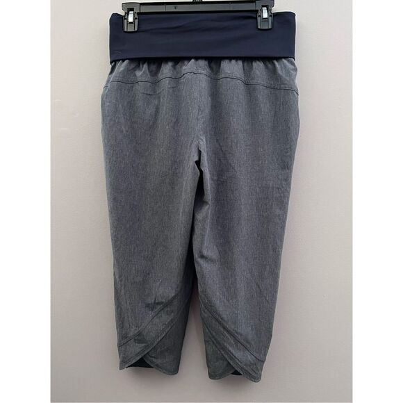 Calia by Carrie Underwood Workout Pants/Capris, size XS - Picture 3 of 9
